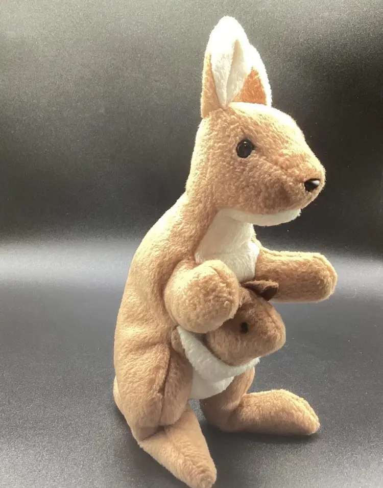 TY Beanie Baby 1996 Pouch The Kangaroo