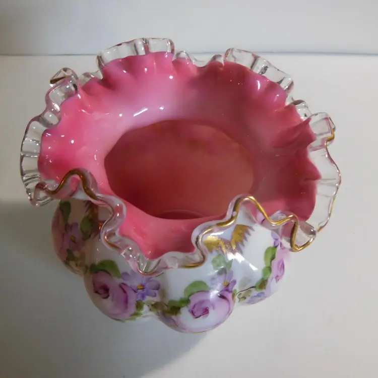 Vintage Fenton PEACH CREST, Melon Rose Vase w/Charleton Rose Design