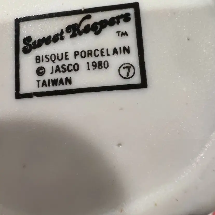 #1070B Vintage 1980 Sweet Keepers Bisque Porcelain Mini Head Vase