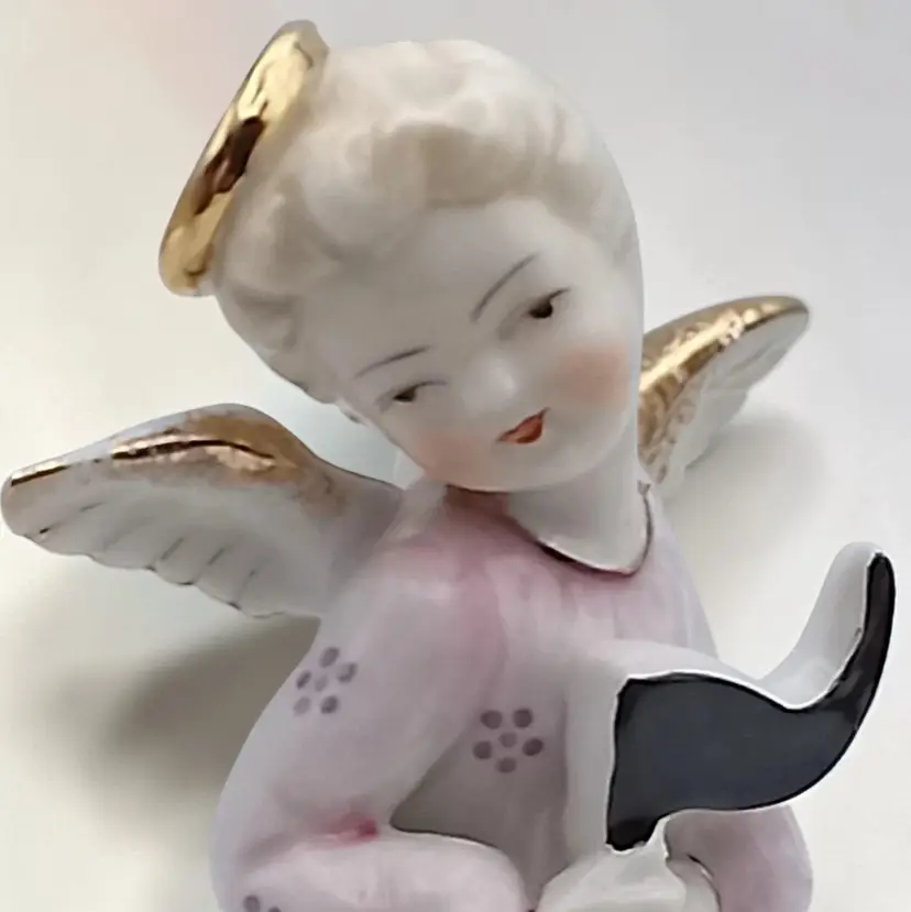 Vtg Ardalt Lenwile Pink Angel Music Musical Note on a Cloud Porcelain Figurine