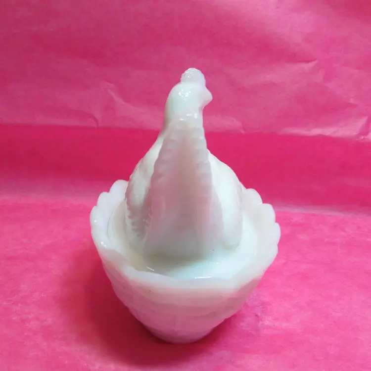 vintage Westmoreland small white milk glass hen on nest trinket box