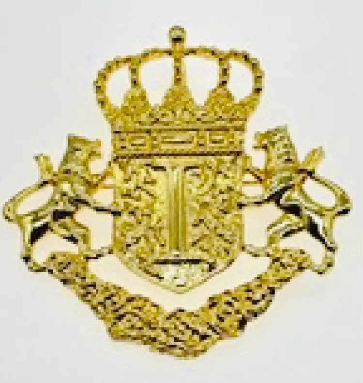 Ivana Trump family Crest Gold tone Brooch