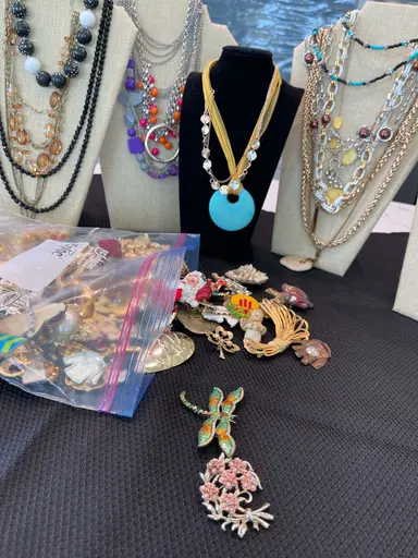 📣Jewelry Pop Up~With Attic On The Beach📣