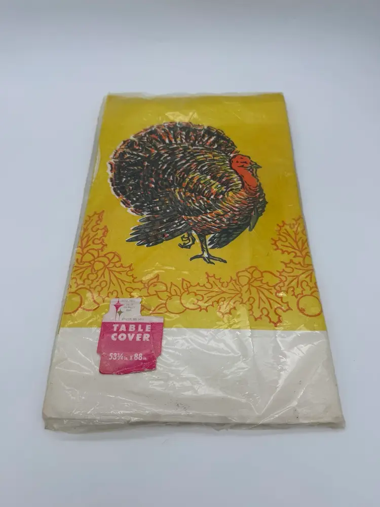 Vintage Thanksgiving Turkey Paper Table Cover Tuttle Press 63.75” X 88” USA