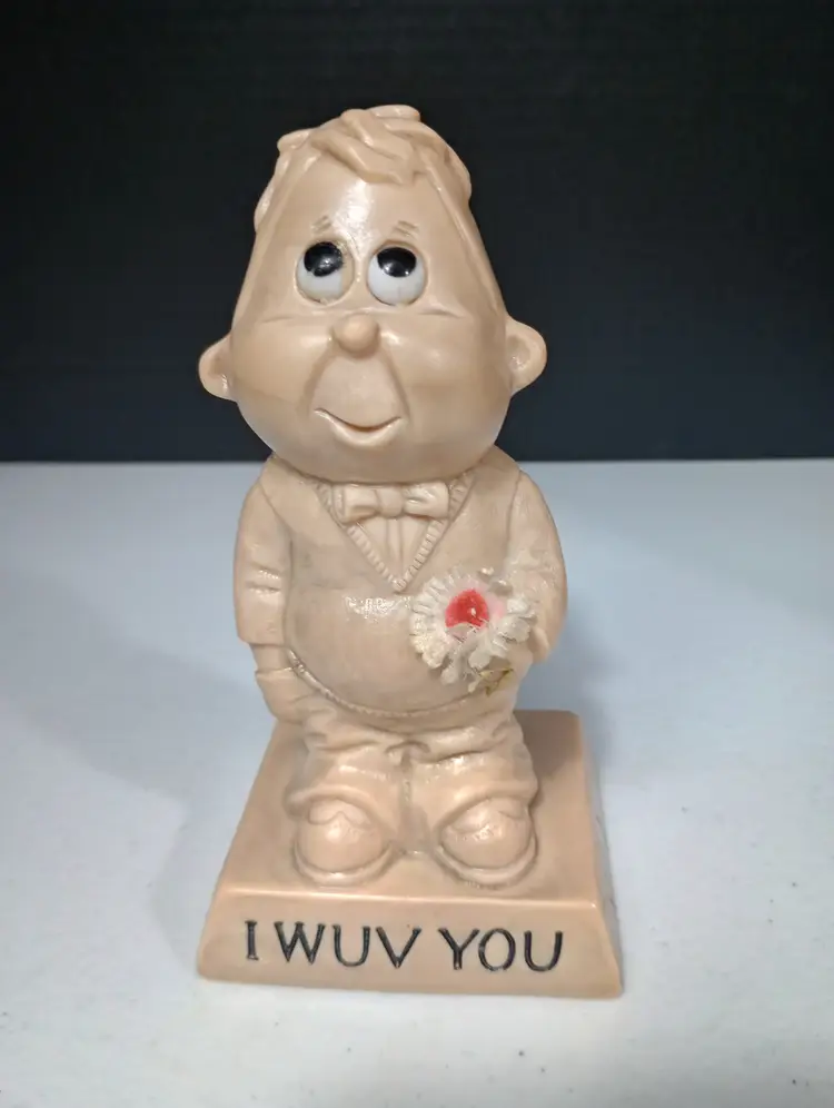 Vintage RW Berries Cos 1970 "I Wuv You" Male holding Flower Resin Figurine