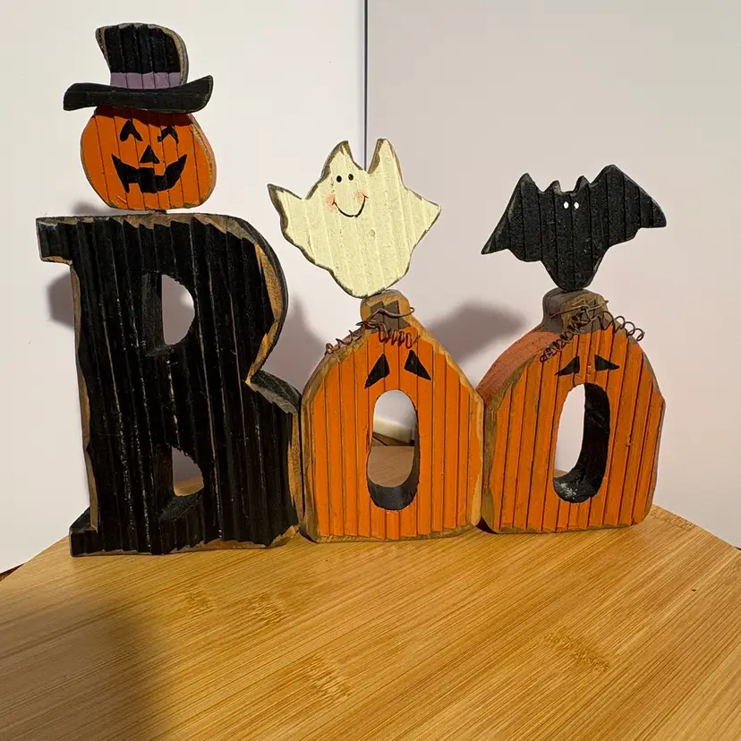 Halloween Witch Ghost Bat Wood Boo Sign Stand/Wall Hanging