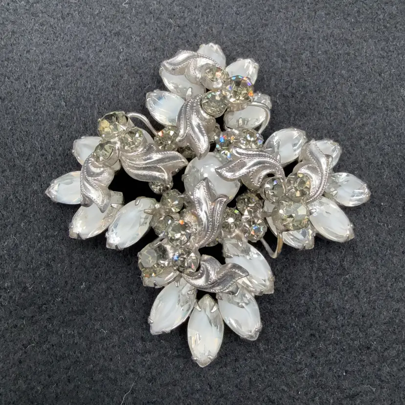 Julianna #1090 White Navette Silvertone Leaf 4 Point Brooch
