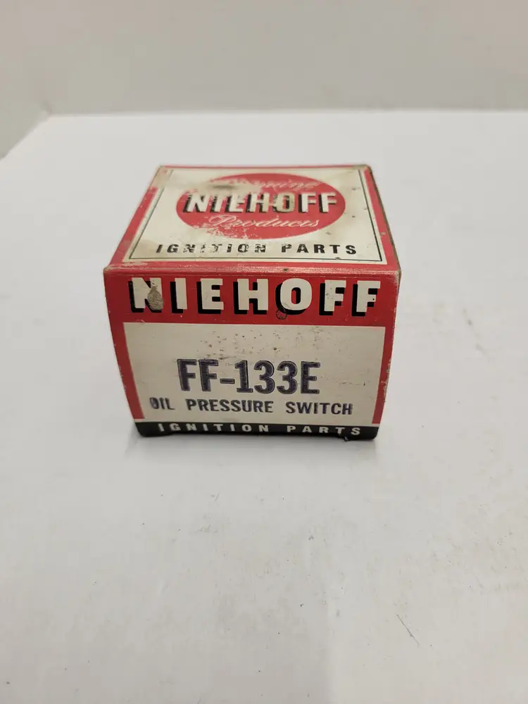 1966 - 1977 FORD BRONCO MUSTANG OIL PRESSURE SWITCH Ff-133e Ff133e