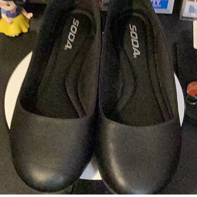 Soda Shoes Flats Size 7.5