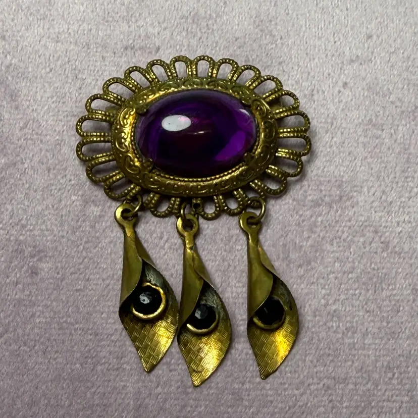 Vintage Victorian Revival Calla Lily Dangle Brooch Oval Purple Cabochon Filigree