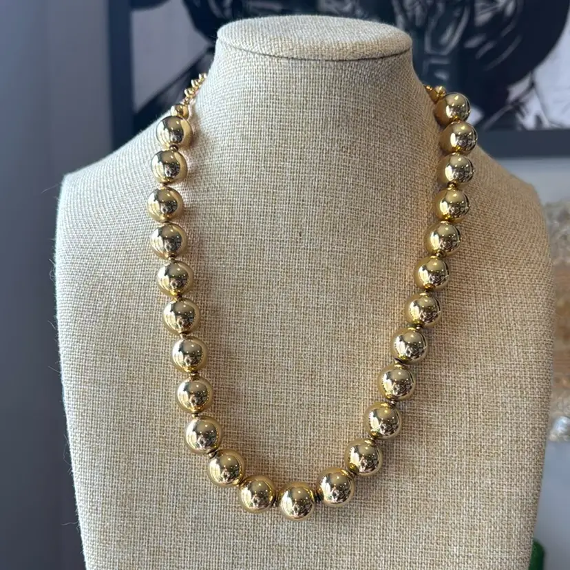 16”-21” Gold Tone Bead Necklace