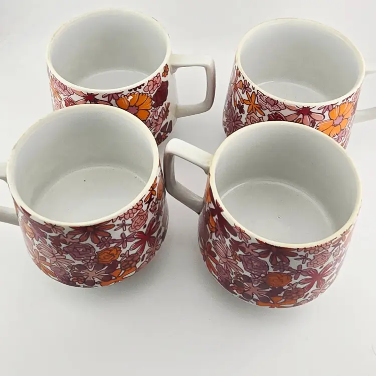 1965 Holt Howard Pink Floral Cup Set