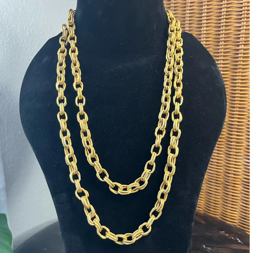 #J45 - Vintage Single Strand Gold Tone Chain Necklace - About 44"