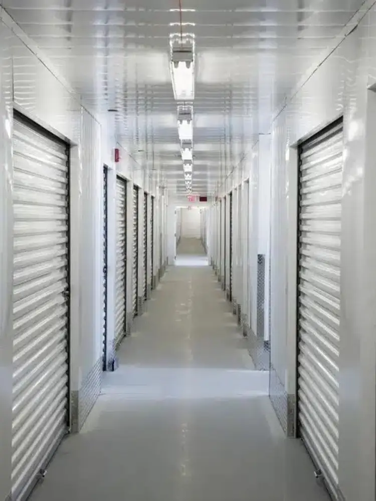 Let’s Dig Through My Storage Unit-Lots Of Glass!