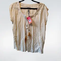 Stitch &Soul Top Size Large NEW