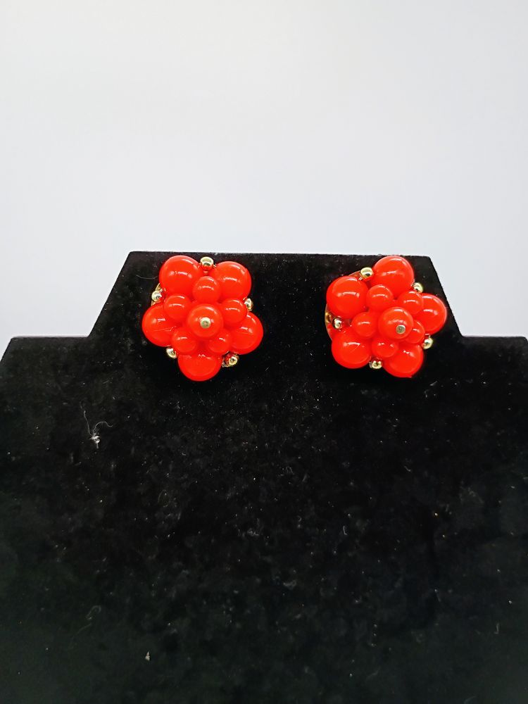 Vintage Japan Orange Bead Cluster Pierced Butterfly Back Fashion Earrings Retro.