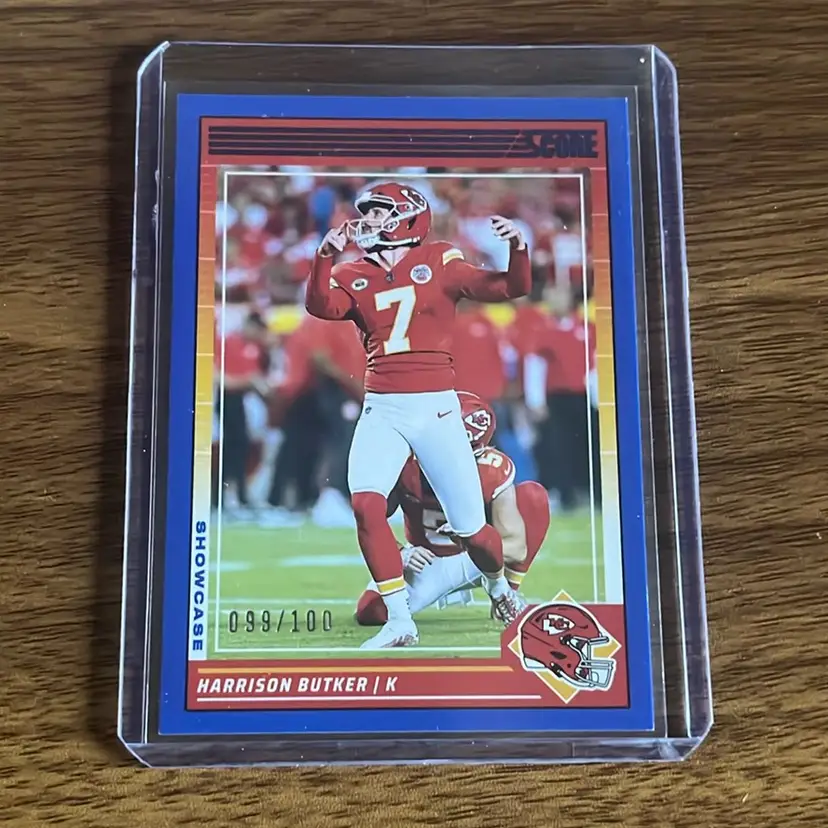 2024 Panini Score Football Blue Parallel Harrison Butker #140 Kansas City Chiefs /100