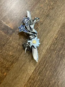 Vintage Edelweiss Ski Enamel Silvertone Brooch