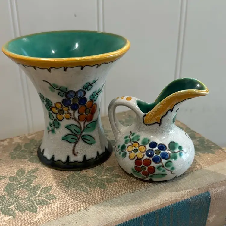Royal Gouda Holland Aero Series Vase And Pitcher