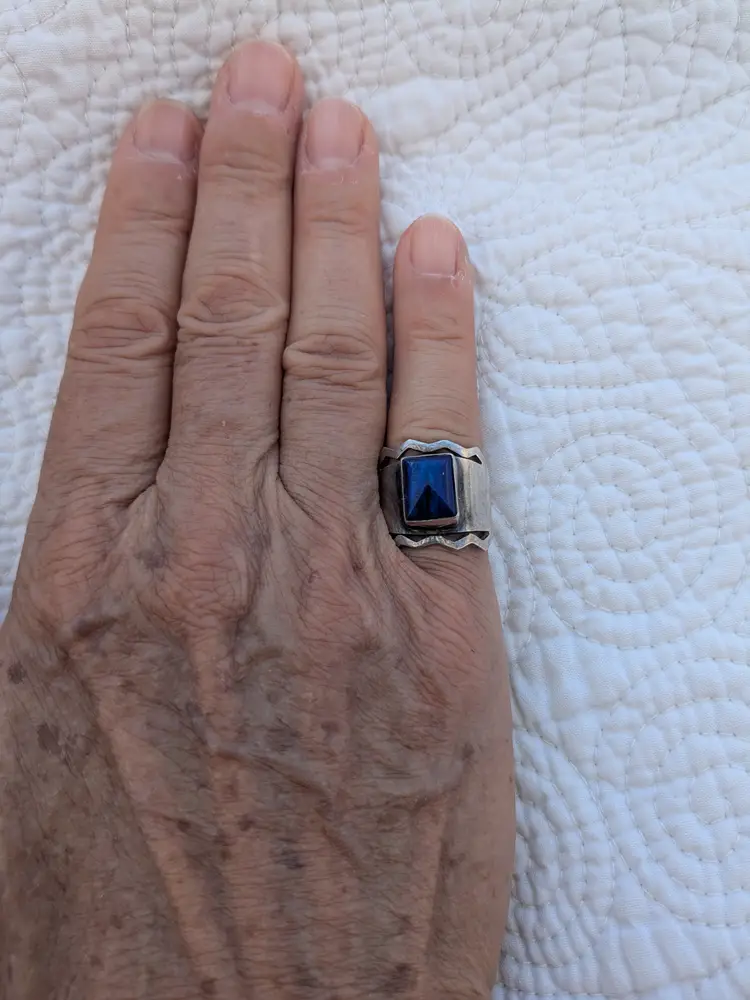 Vintage Wide Sterling Silver Band Ring with Zigzag Edging and Rectangular Lapis Stone, Size 6.5