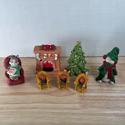 Christmas Figurine/Ornament Lot