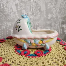 Baby Basinet Planter #2