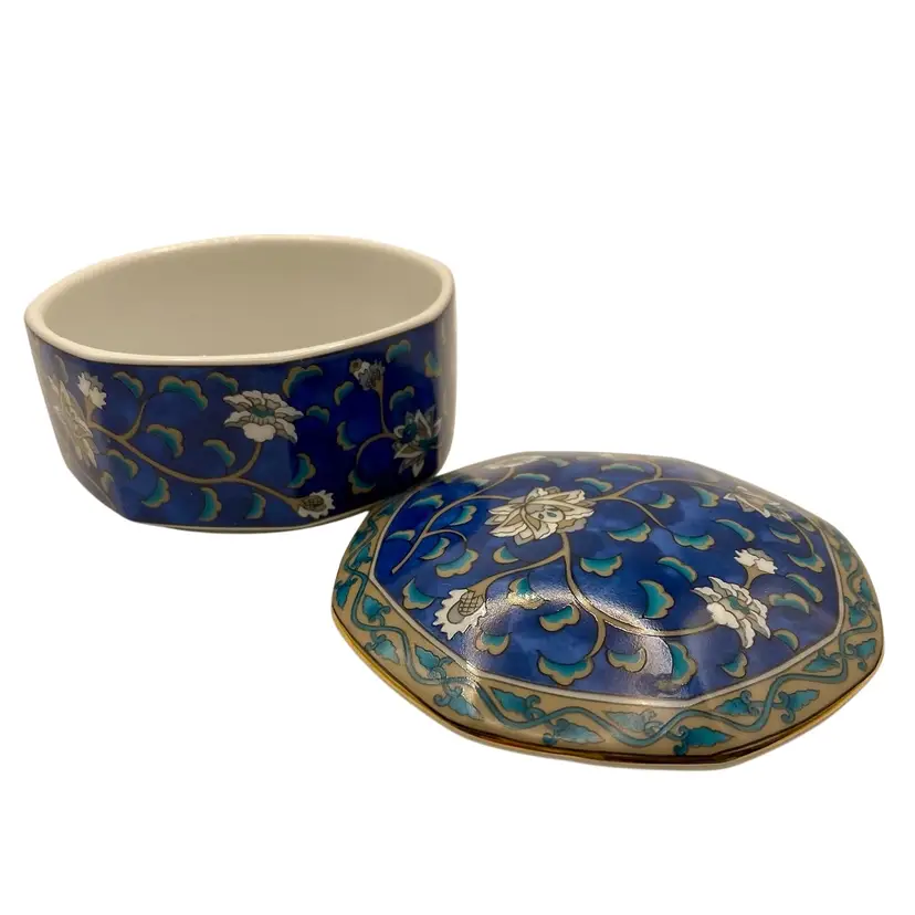 Takahashi Octagonal Hand-Decorated Cerulean Blue Floral Trinket Box, 4" diameter