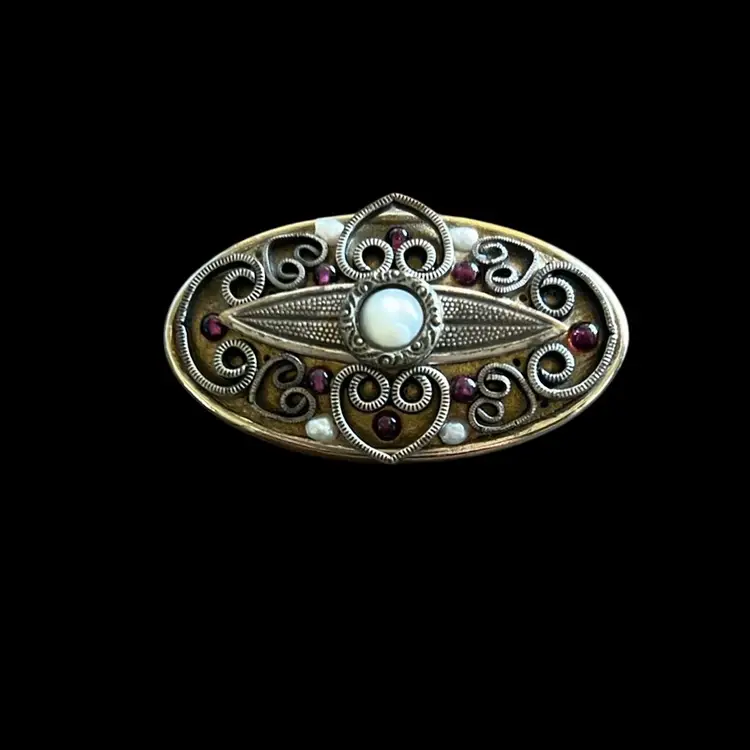 Vintage Michal Golan Fresh Water Pearl (s) Center Petite Amethyst Cabochons #D4-4