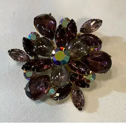 Cathe Amethyst Crystal Brooch