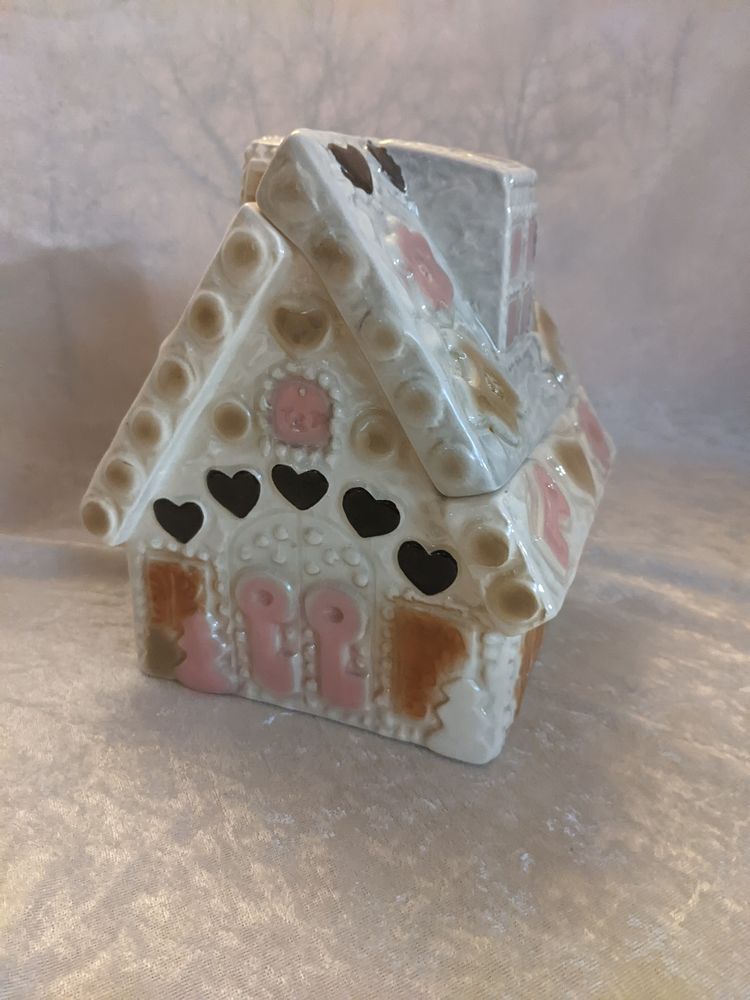 Gingerbread House Cookie Jar Bahlsen Ceramic Christmas Black Hearts Round Trees Cookies Gift White 1960s Holiday Gothic Cottage