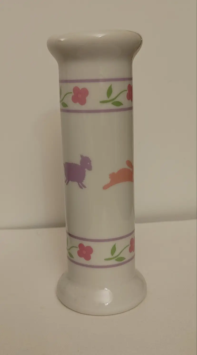Spring/Easter porcelain bud vase. 1988 FTDA. Made in Japan. 7 inches high. No condition issues.