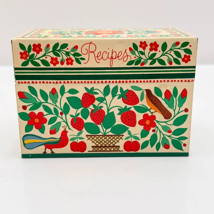 Hallmark Vintage Strawberry And Floral Design Recipe Box