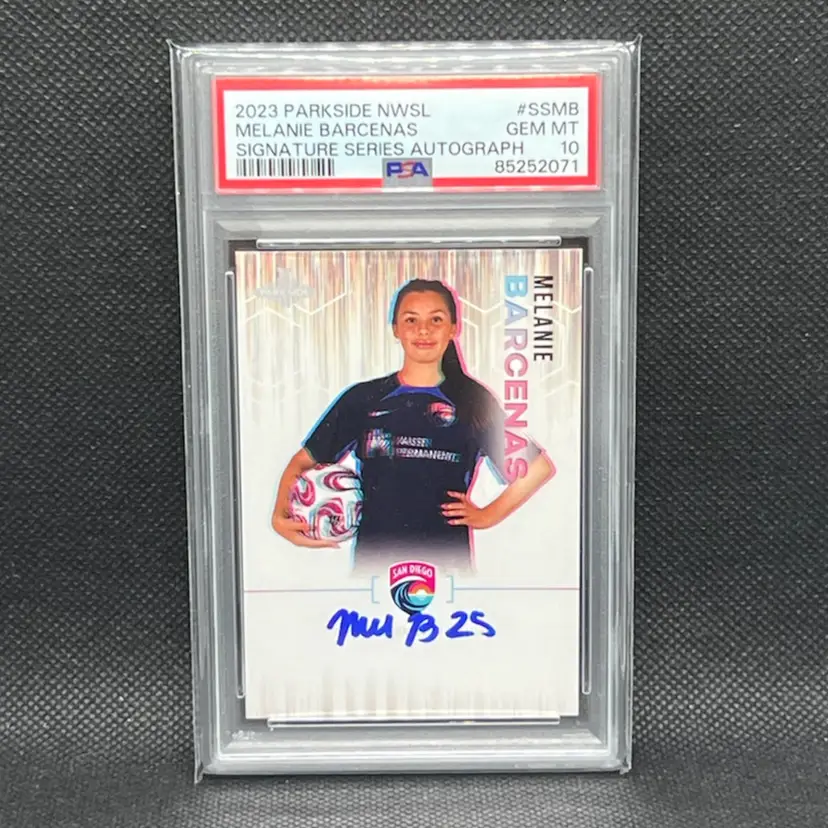 Melanie Barcenas 2023 Parkside NWSL Signature Series Aurograph /400 PSA 10 San Diego Wave Soccer Card