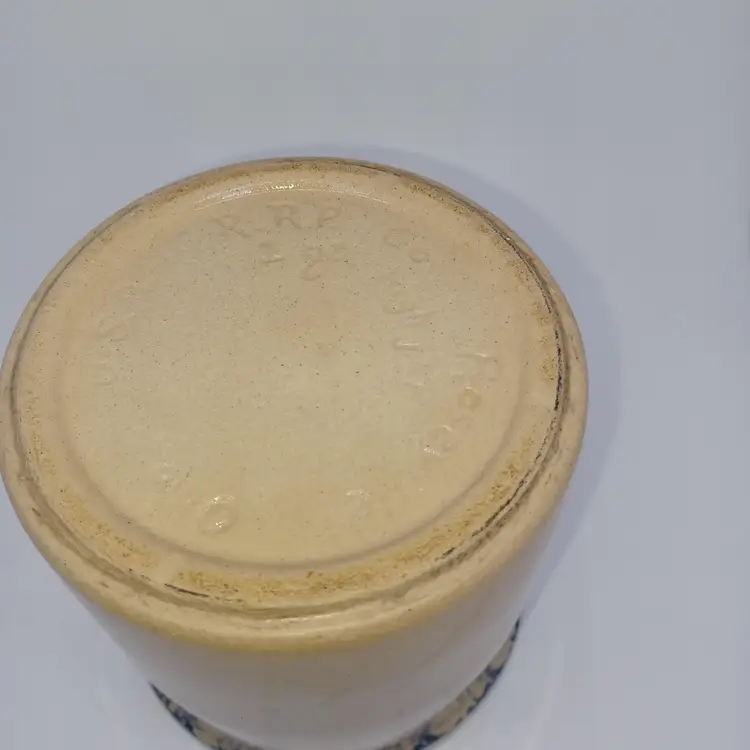 Vintage Robinson Ransbottom Roseville Ohio High Jar Wheat Crock 5 1/4 in