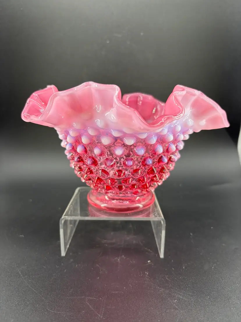 VINTAGE FENTON PINK OPALESCENT HOBNAIL RUFFLED GLASS DISH