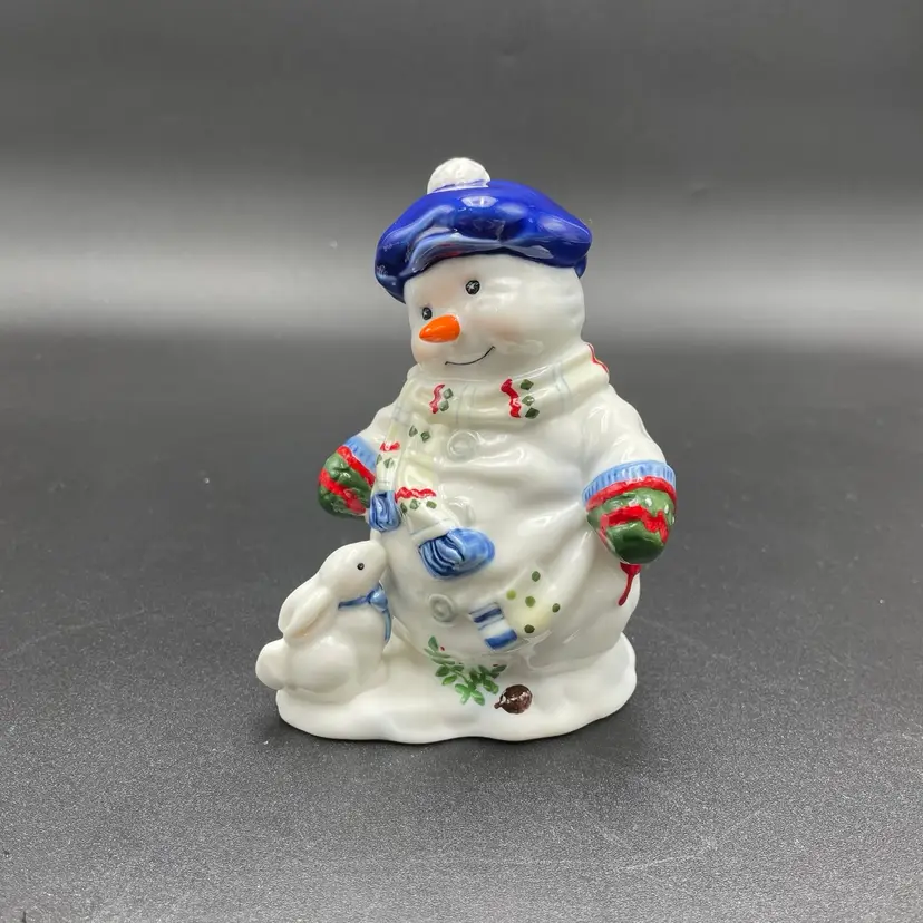 Priscilla Hillman #276057 Snow Folks Snowman with Bunny Figurine Vintage Christmas Winter