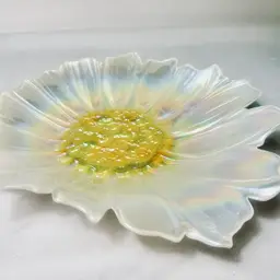 Large Akcam Turkish Art Glass Decorative Bowl Iridescent White And Light Yellow