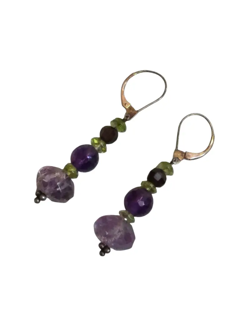 Vintage Glass Crystal Amethyst Pierced Earrings (A9471)