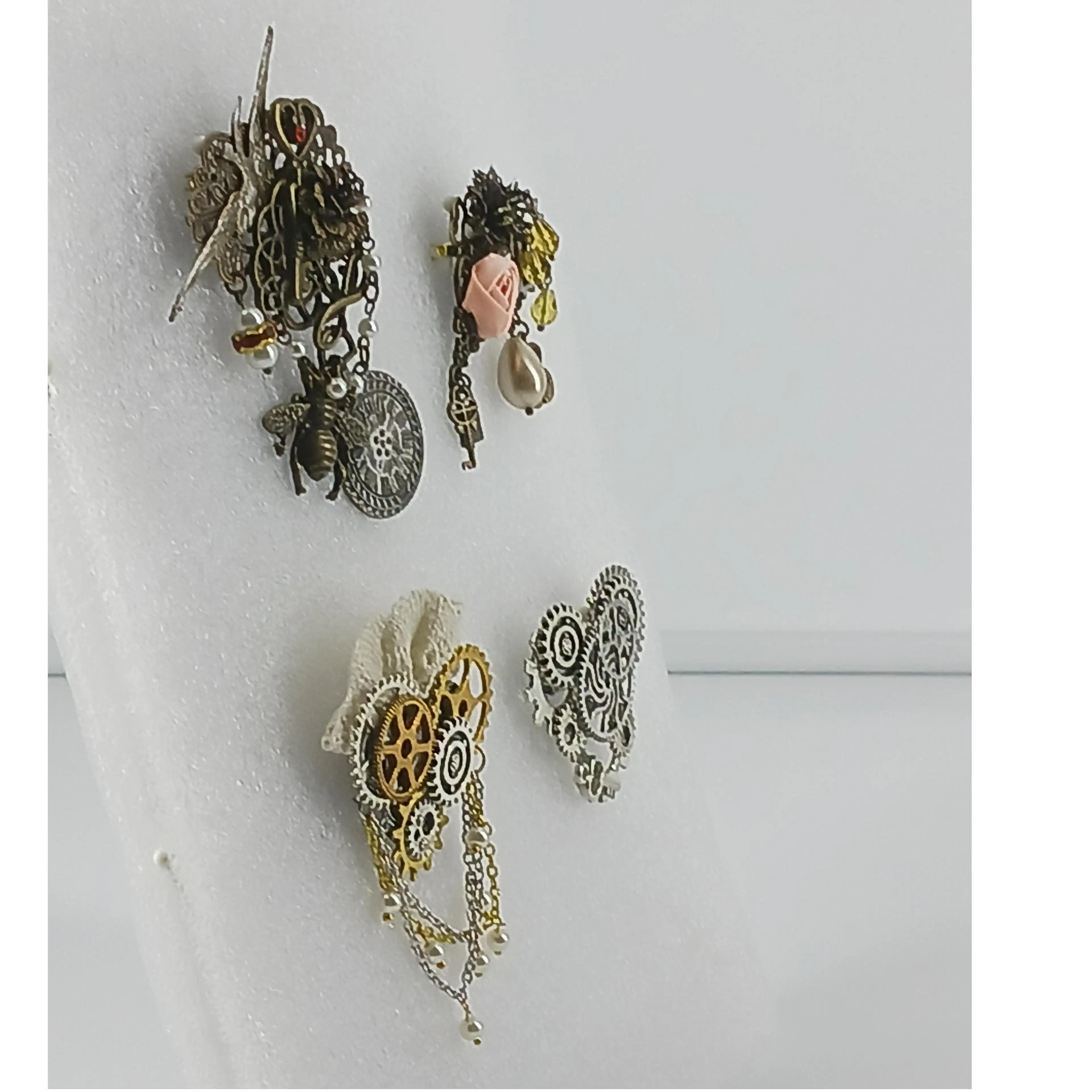 Image 4 of 8