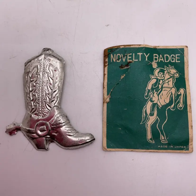 POW3 Novelty Badge Silver Tone Cowboy Boot with Spurs Brooch Pin 2.25" On Original Card