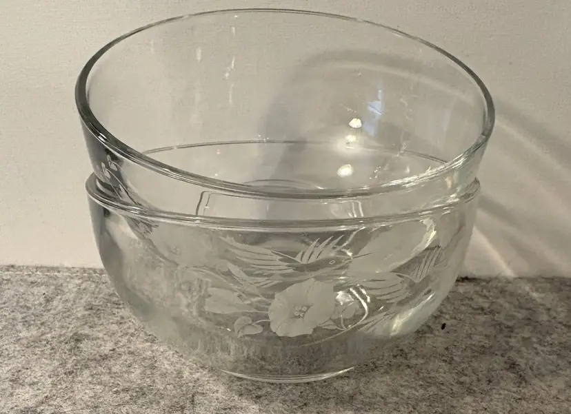 2 Avon Hummingbird  Design 5.25" Wide Bowls  #3191