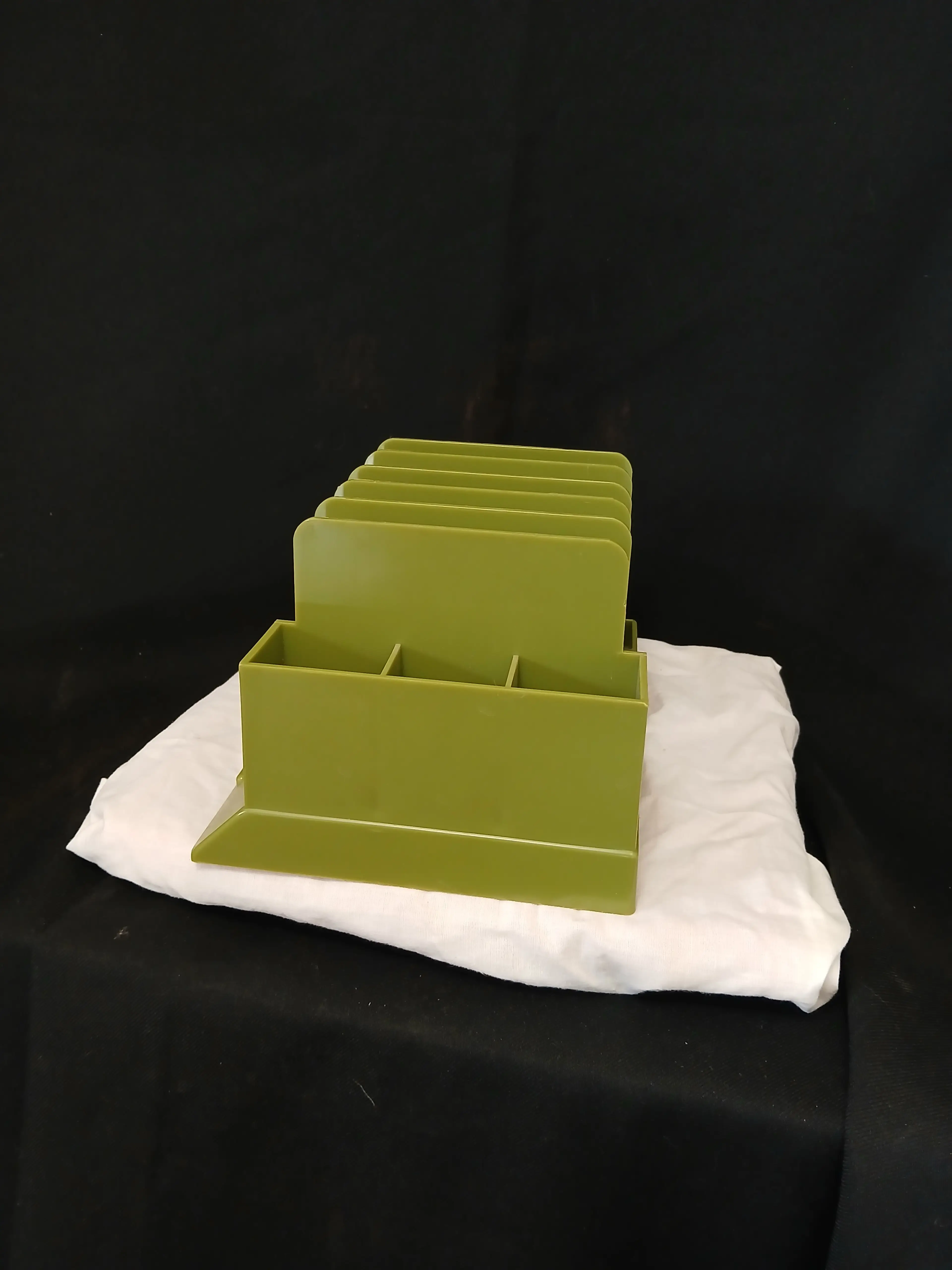 Image 2 of 6