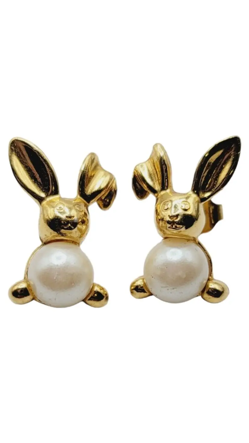 Avon Vintage Gold Tone Easter Bunny Rabbit Real Pearl Belly Pierced Earrings