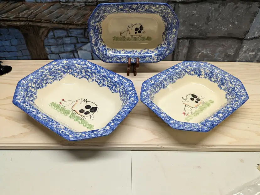 Pig Chicken Molly Dallas Blue splatter 3 Serving Bowls Oblong Stoneware Platters Primative Country Farmhouse