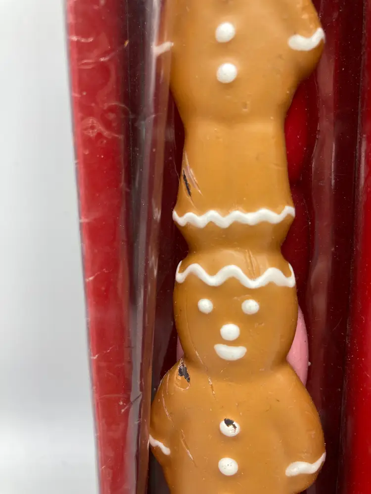 2 Gingerbread Wax Candles in Box*