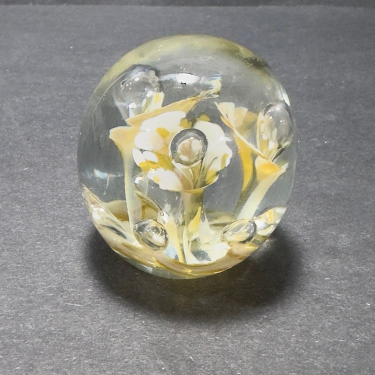 #1491 Vintage, Joe St Clair, Stripped Calla Lily, Glass Paperweight, Controlled Bubbles 3”