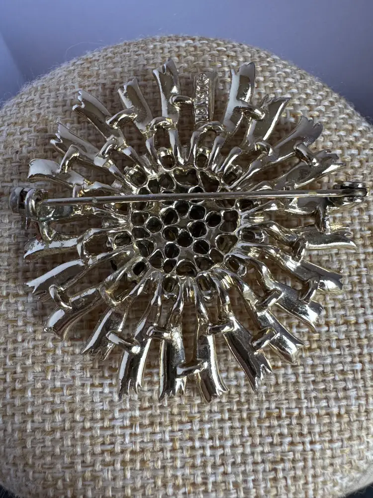 1950 Lisner Red Flower Brooch