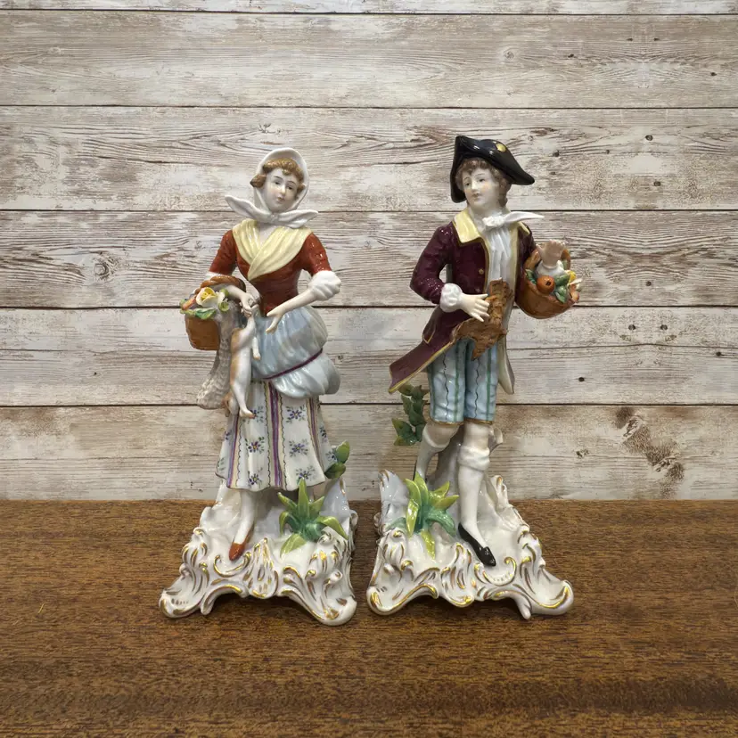 Antique Sitzendorf Porcelain Hunting Couple: German Hand Painted Figurines c.1884-1902 (0095-25)