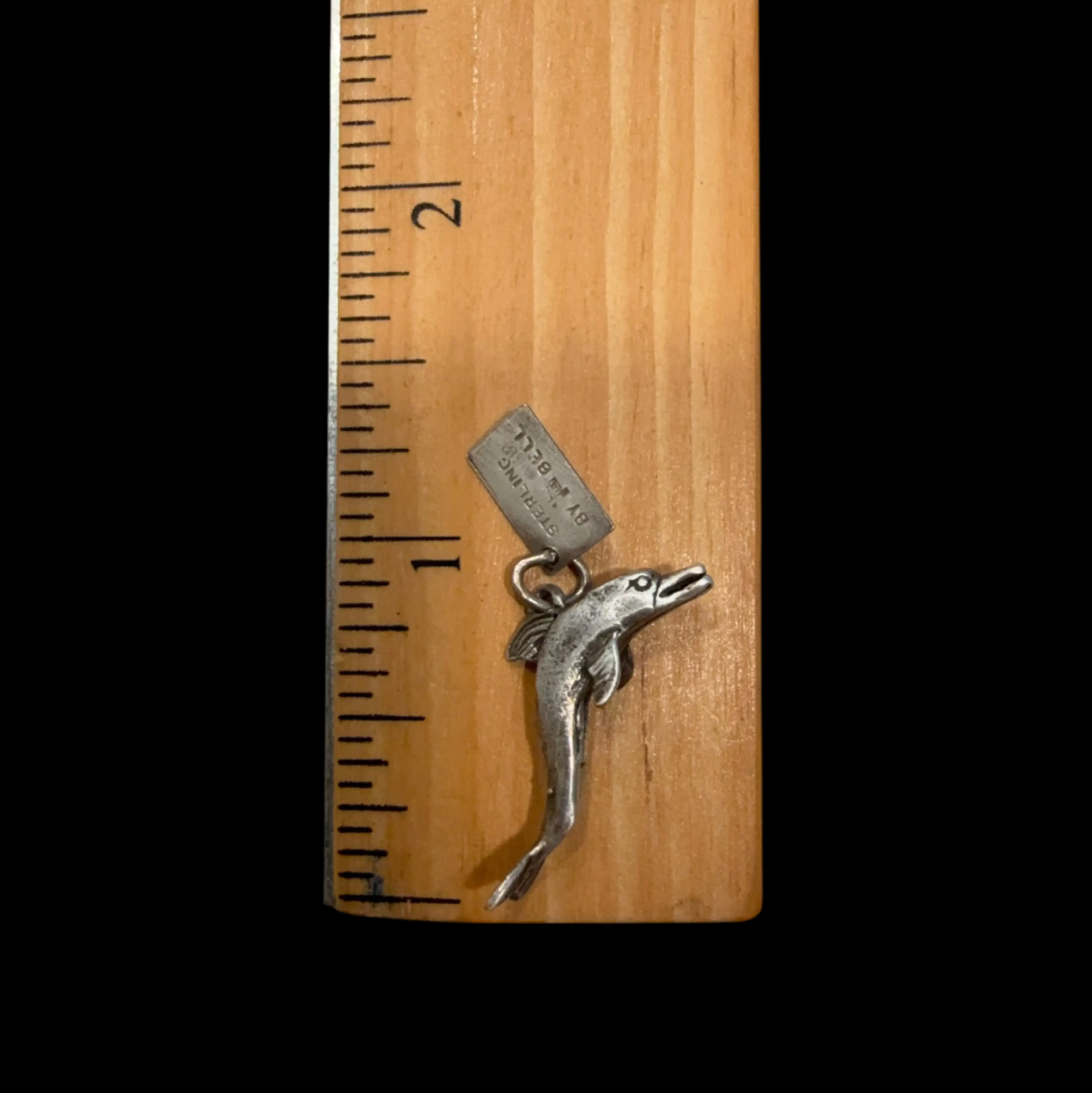 Image 4 of 4