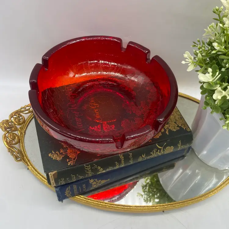 Vintage Mid Century MCM Red Crackle Glass Cigar Cigarette Ashtray